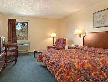 Red Roof Inn Moss Point Room photo